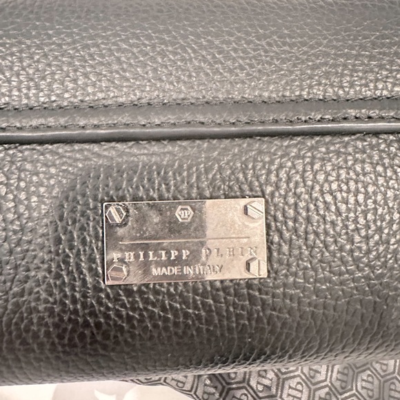 Philipp Plein shoulder bag w/ Black Crystal Skull - Picture 8 of 10